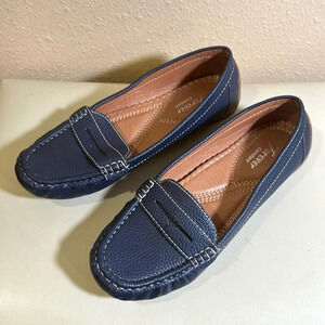 Forever, comfort, loafers size 6